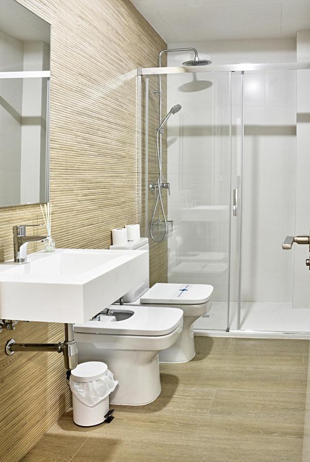 Apartamento De Dos Dormitorios En Triana Seville Exterior photo